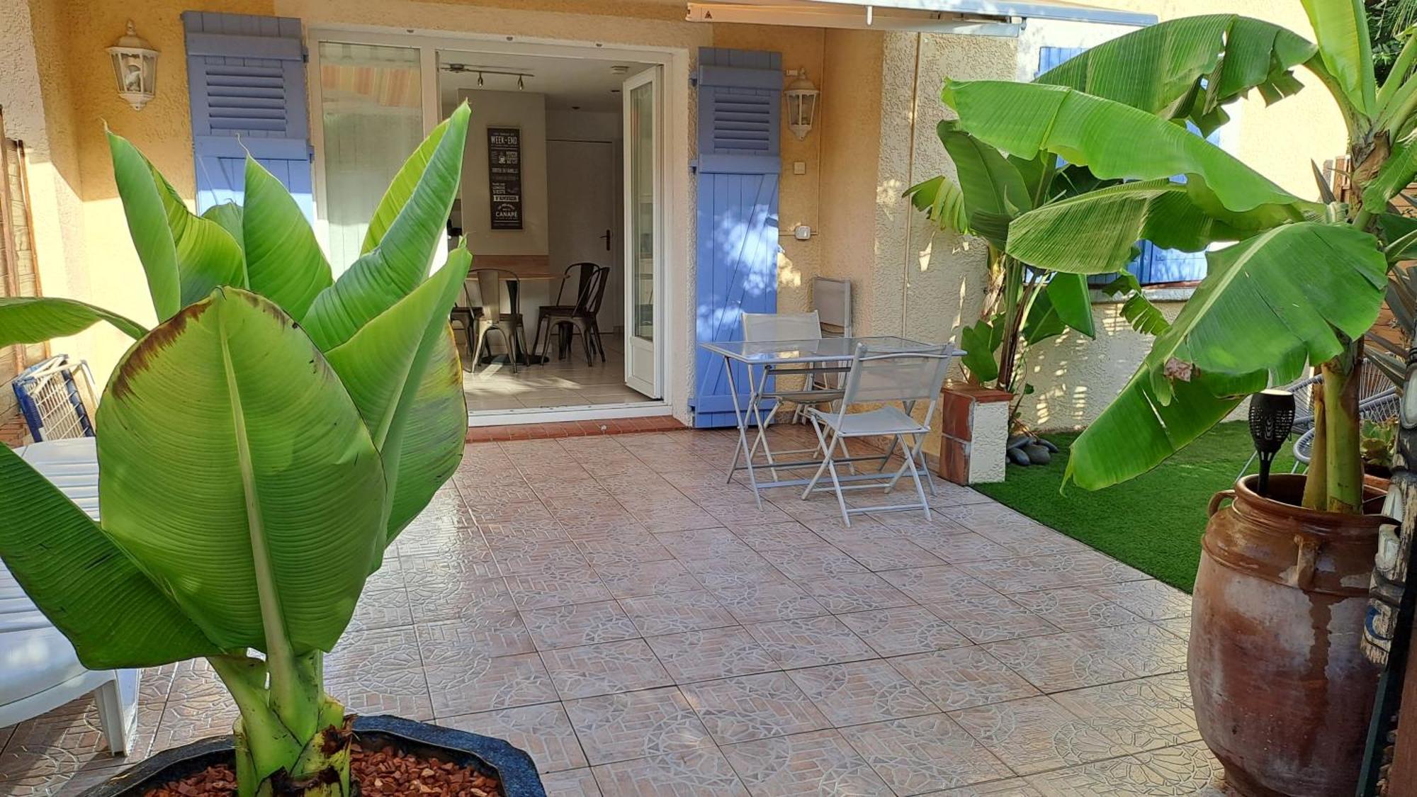 Dans Port 2 Appartement